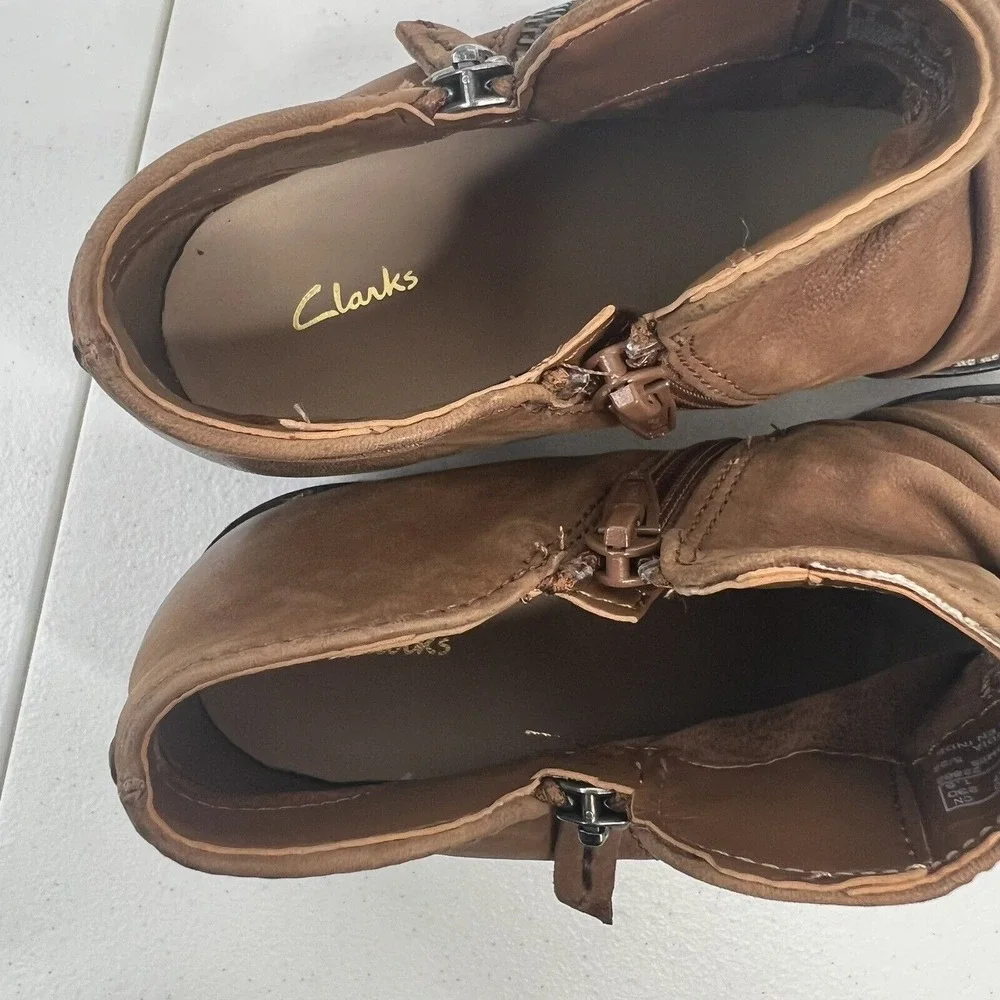 Clarks Size 6.5 Clarkwell Boots Brown Leather Side Zip Booties Comfort Women's